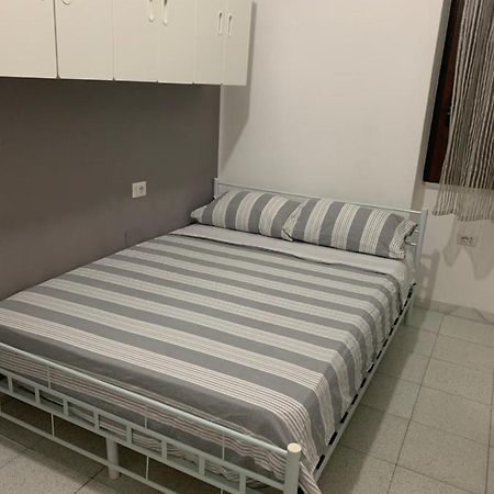 Bedroom Low Cost Di Elisa Quartucciu Dış mekan fotoğraf